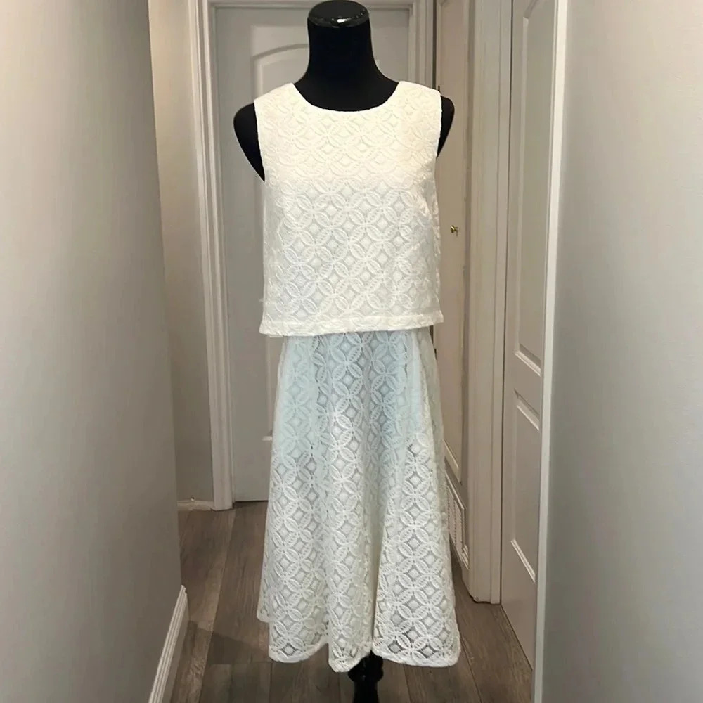 Adrianna Papell lace dress